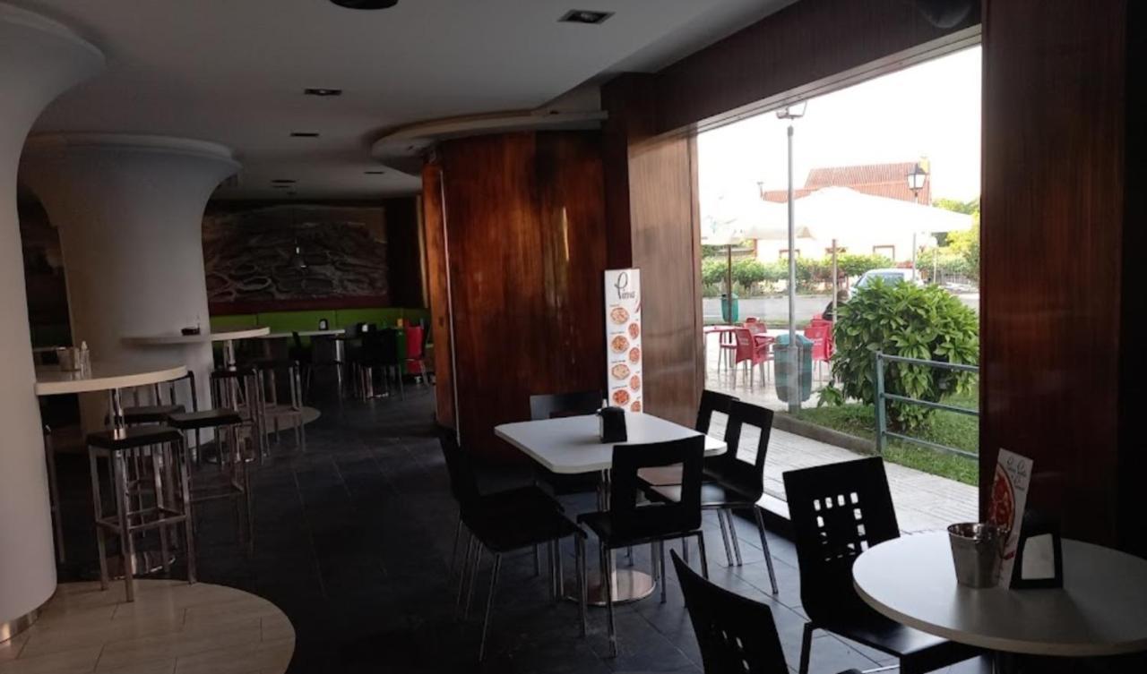 Albergue Cafeteria Rio Sar Padrón Eksteriør billede